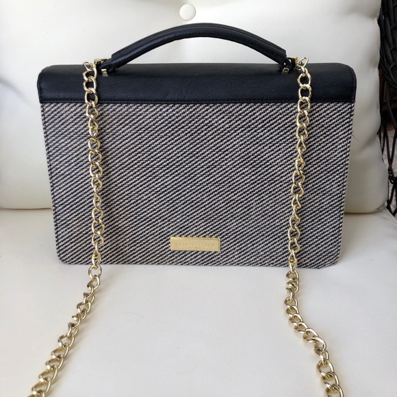 OLIVIA and JOY purse. Detach chain strap. - Picture 2 of 8